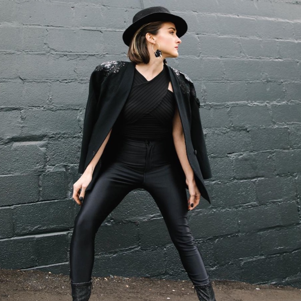 Anne French Detailed Blazer with shoulder pads